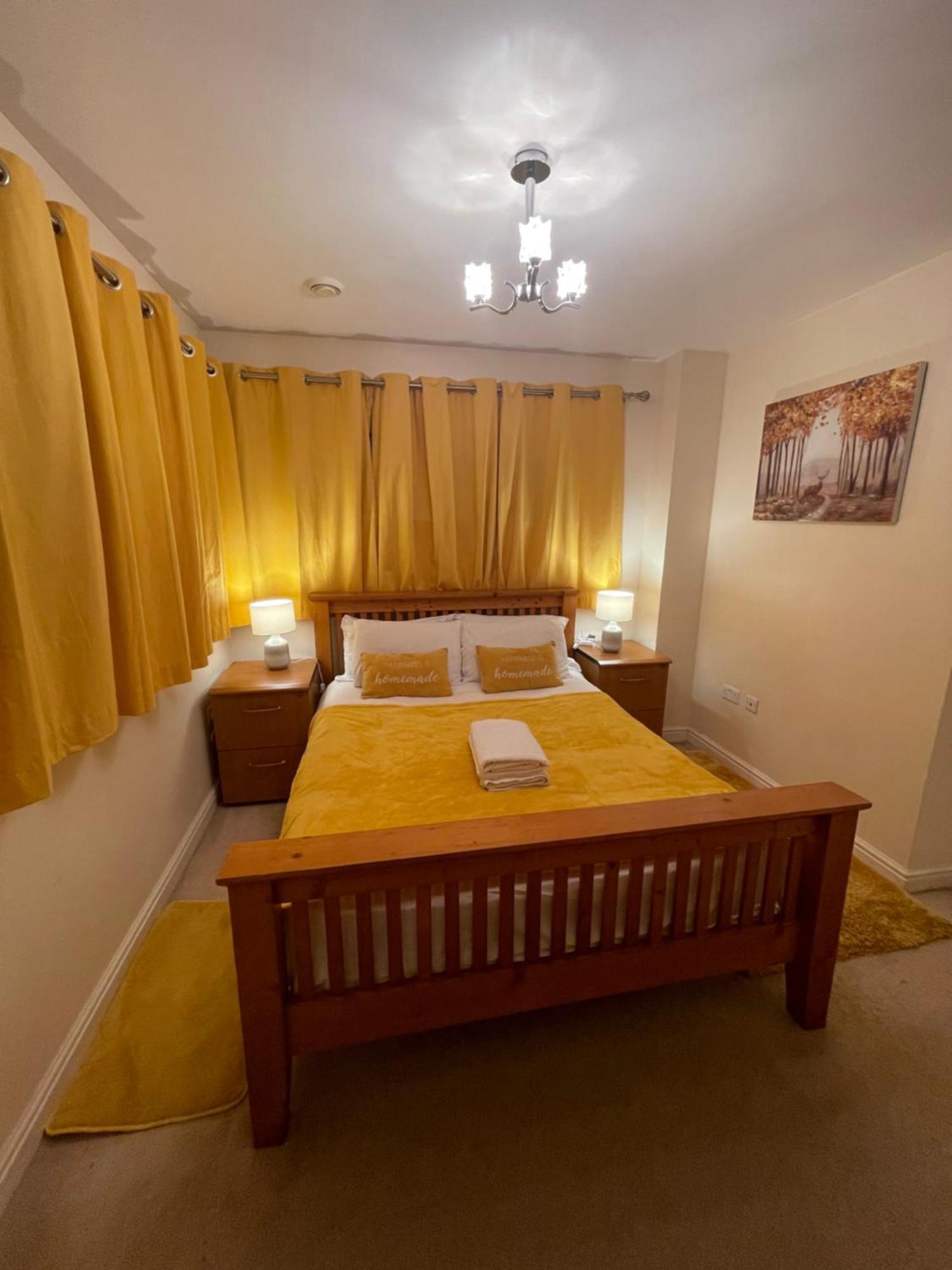 Holiday Home In Cardiff. Sleeps 6 Екстер'єр фото