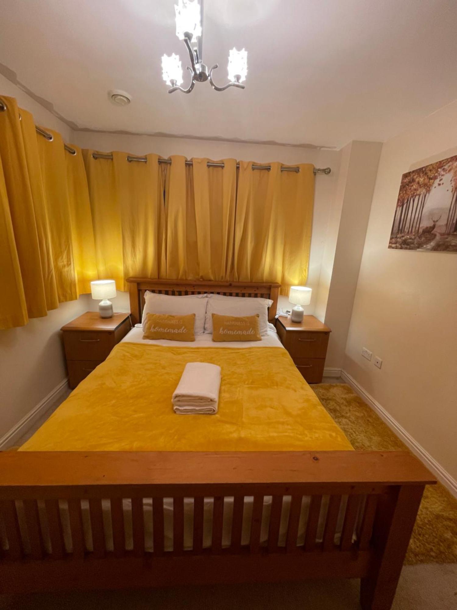 Holiday Home In Cardiff. Sleeps 6 Екстер'єр фото
